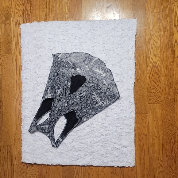 Ambiance Black Paisley Chiffon Tank Top, Women's Medium, Excellent Condi… - Picture 5 of 6